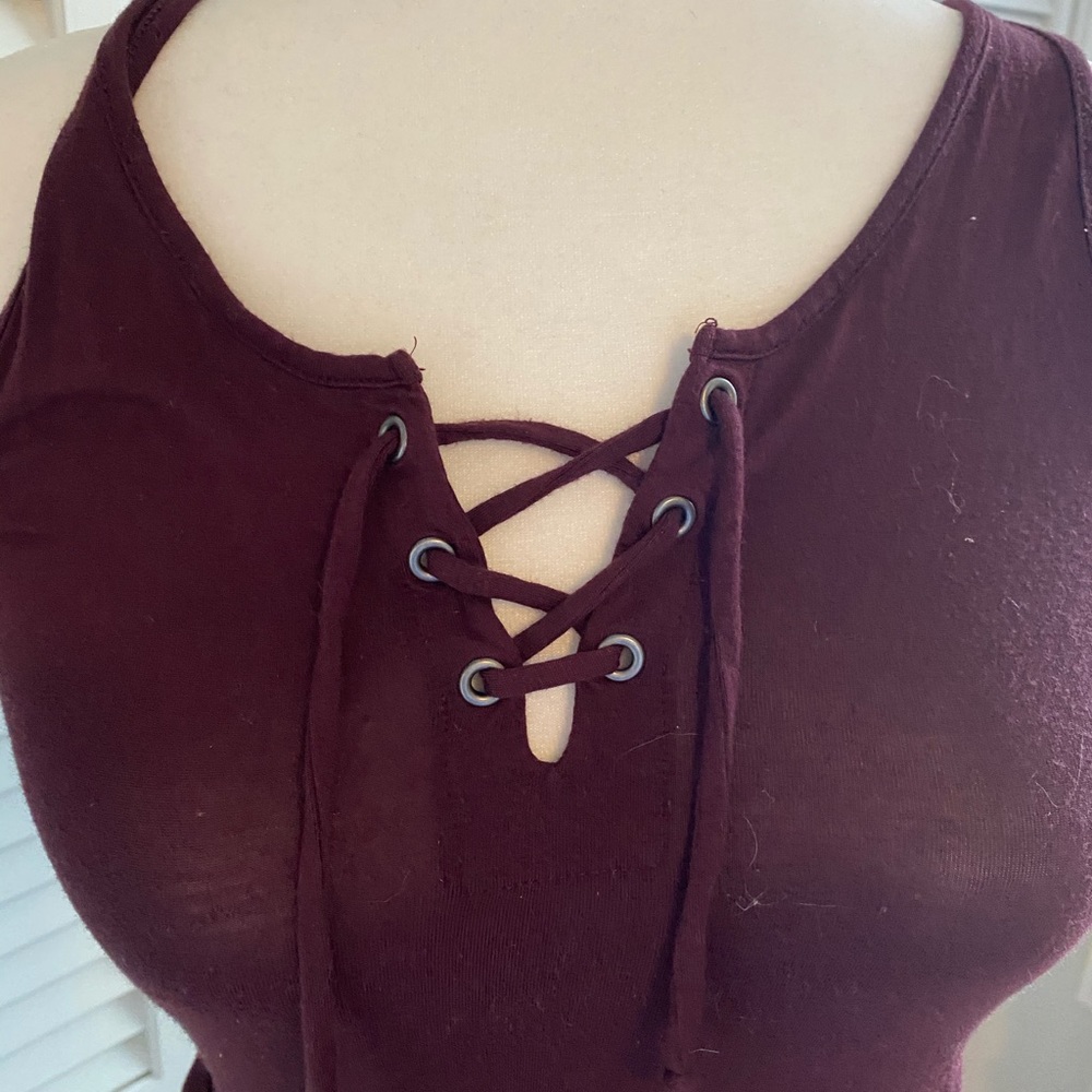 lace up tank top